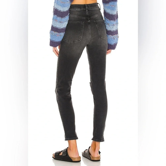 We The Free Zuri Mom Jeans // Dusty Roads - Picture 4 of 11